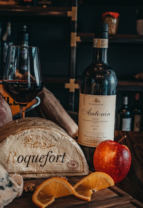 Photos gratuites de apple, bouteille de vin, charcuterie