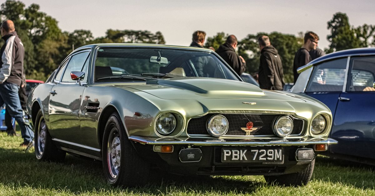Fotos De Estudio Profesionales De Automóviles