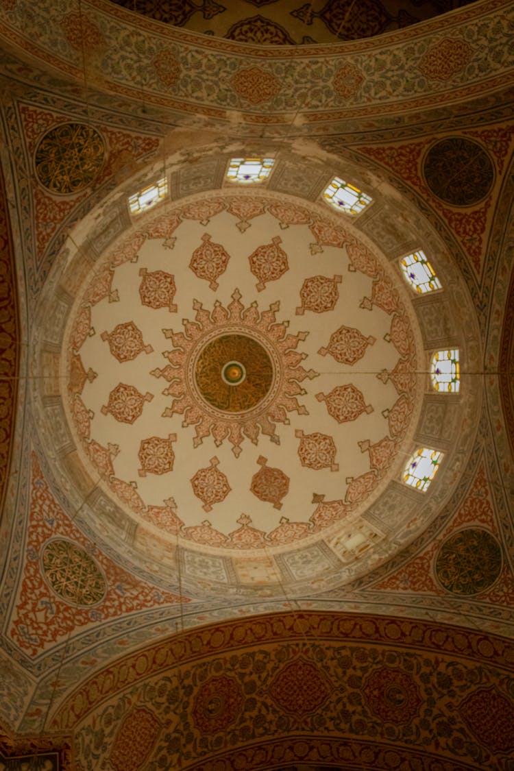 Photo Of A Dome Ceiling With Ornamentation