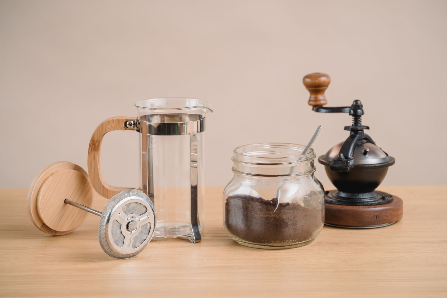 Best Coffee Grinder for French Press 2026 – My Top 3 Picks