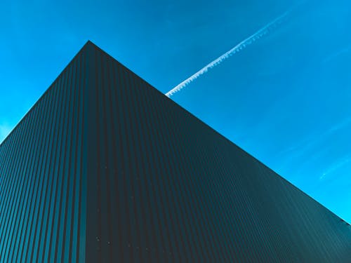 Gratis stockfoto met architectuur, blauwe lucht, containervracht
