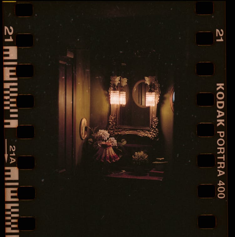 Photographic Film Stripe With A Mirror And Lamps