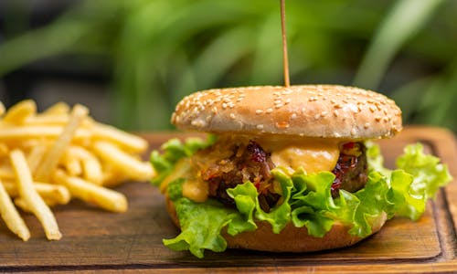 бесплатная Бесплатное стоковое фото с гамбургер, еда, жарить Стоковое фото