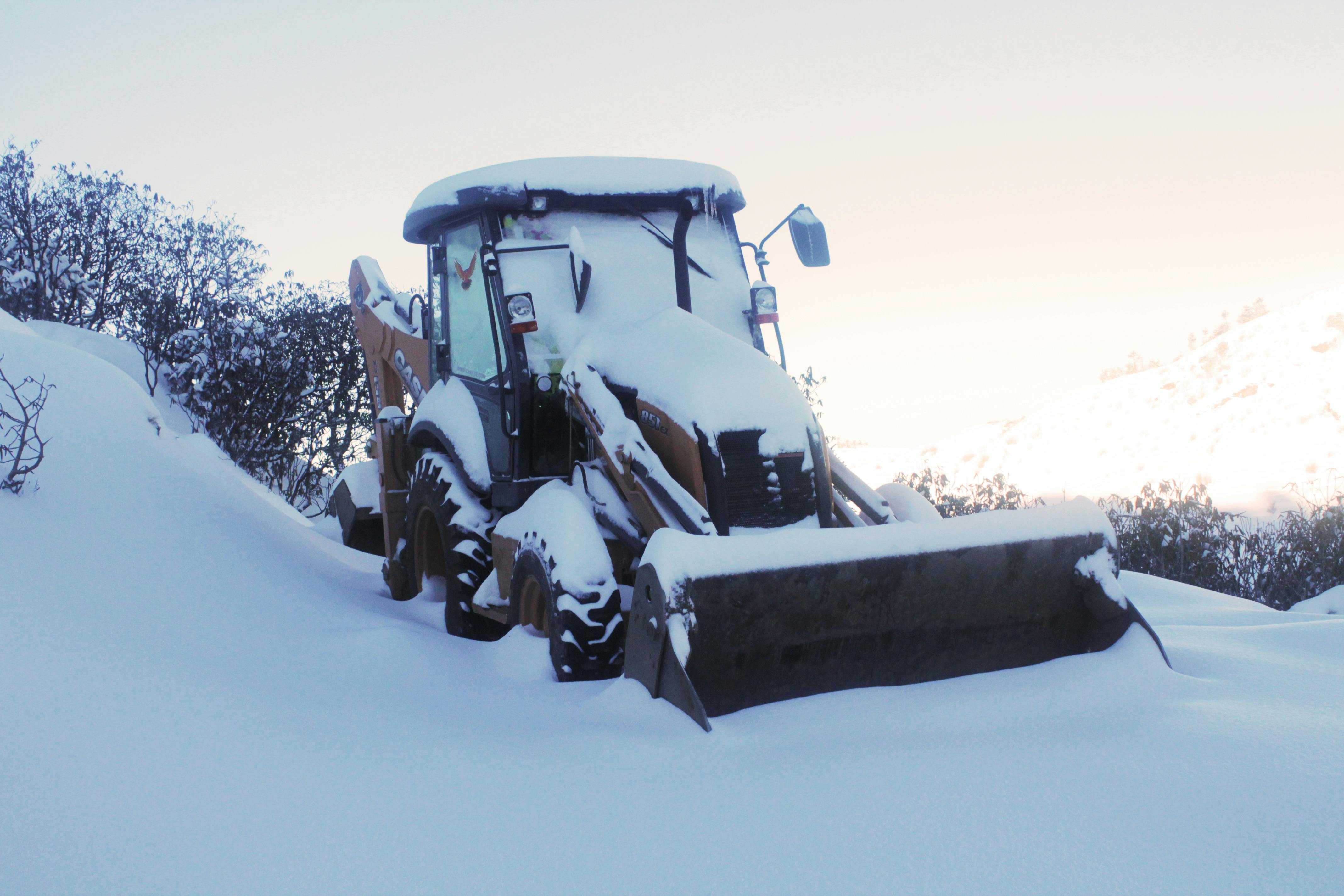 有关推土机 雪的免费素材图片 有关推土机 雪的免费素材图片