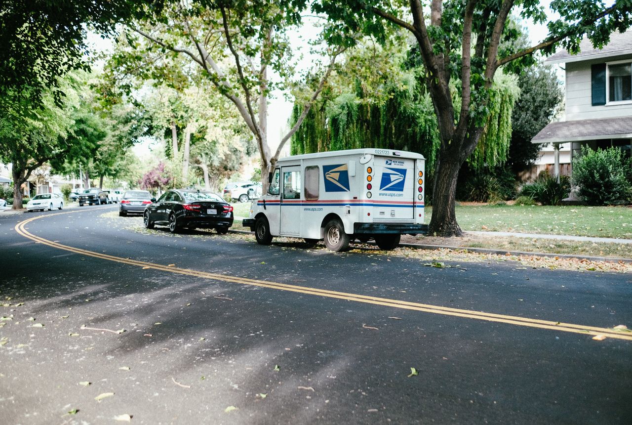 Same-day removals Burwell — removals work in progress