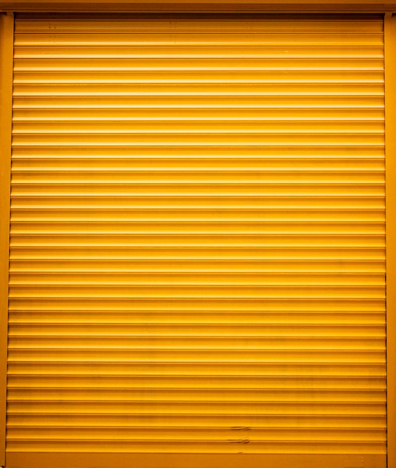 Transparent Rolling Shutter - view 3