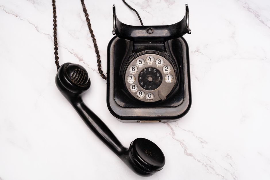 vintage flip phone retro technology