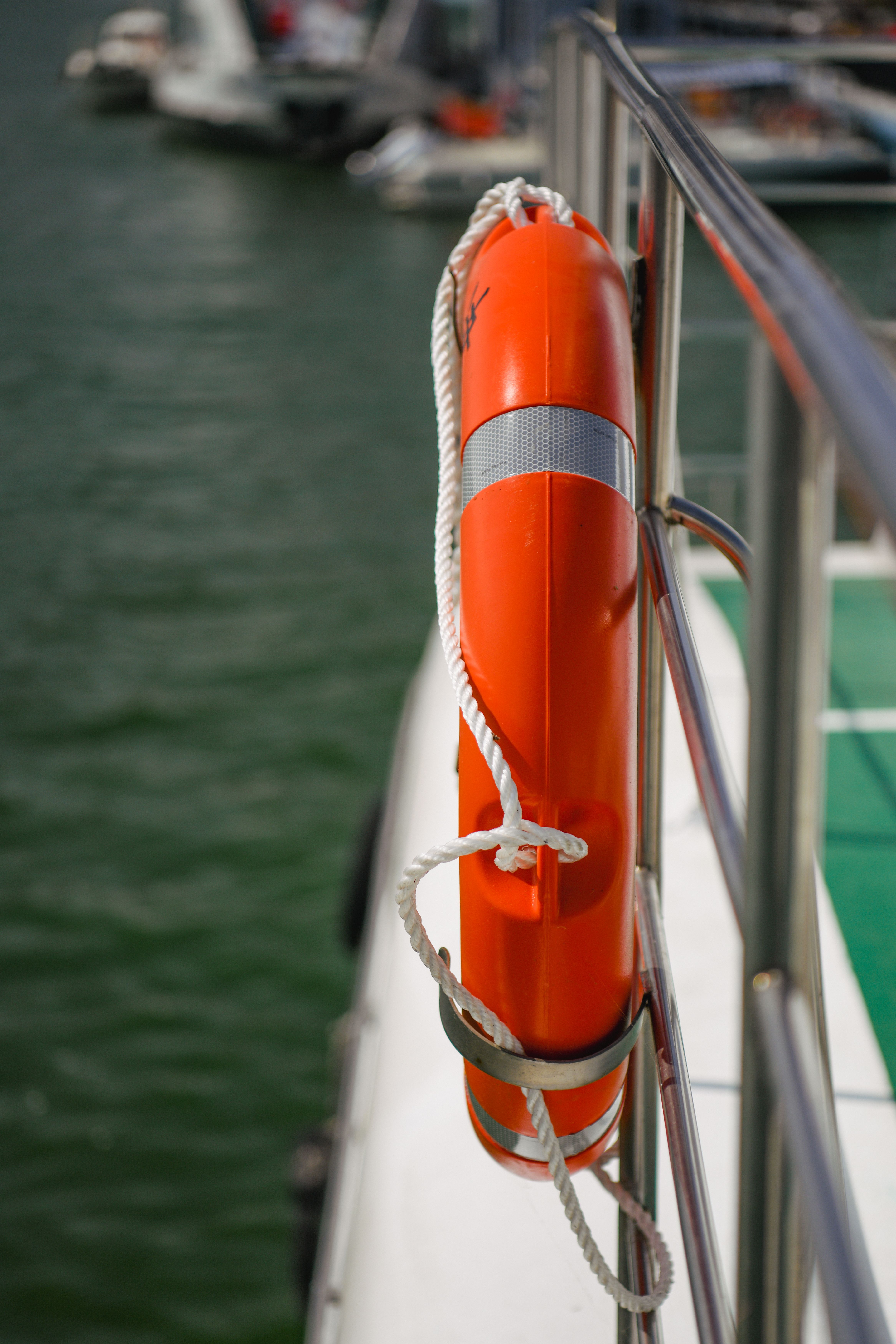 Close Shot of Boat Broadside · Free Stock Photo