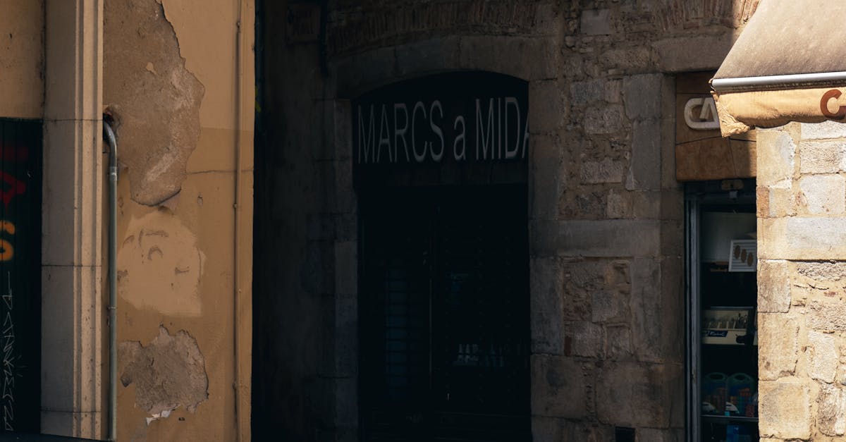 How to make automatic cobblestone generator 1.16