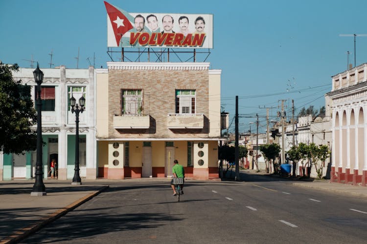 Quiet Town Square In Summer And An Election Banner On A Townhouse