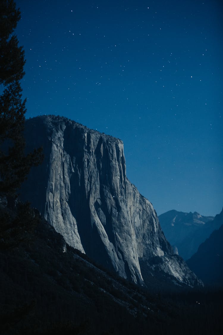 El Capitan Rock Formation At Night 