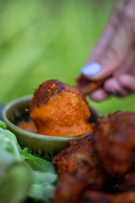 Tips for Achieving The Ideal Consistency and Coat for Spicy Chicken Wings