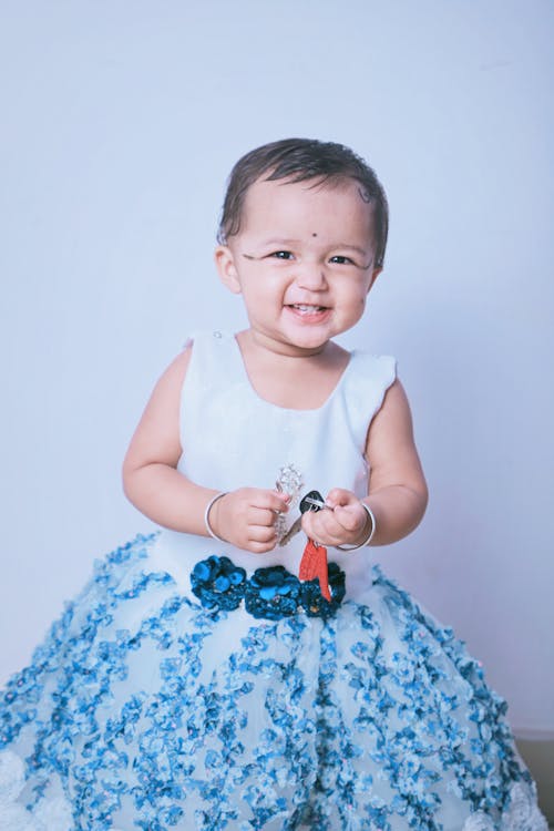 Δωρεάν στοκ φωτογραφιών με βρέφος κοριτσάκι, γλυκούλι, κατακόρυφη λήψη