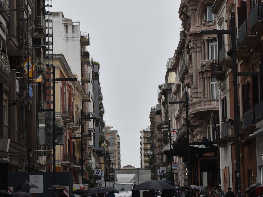 Why do Koreans say SSI after a name?