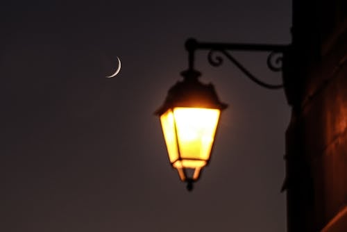 Безкоштовне стокове фото на тему «легкий, місячний, настінний світильник»