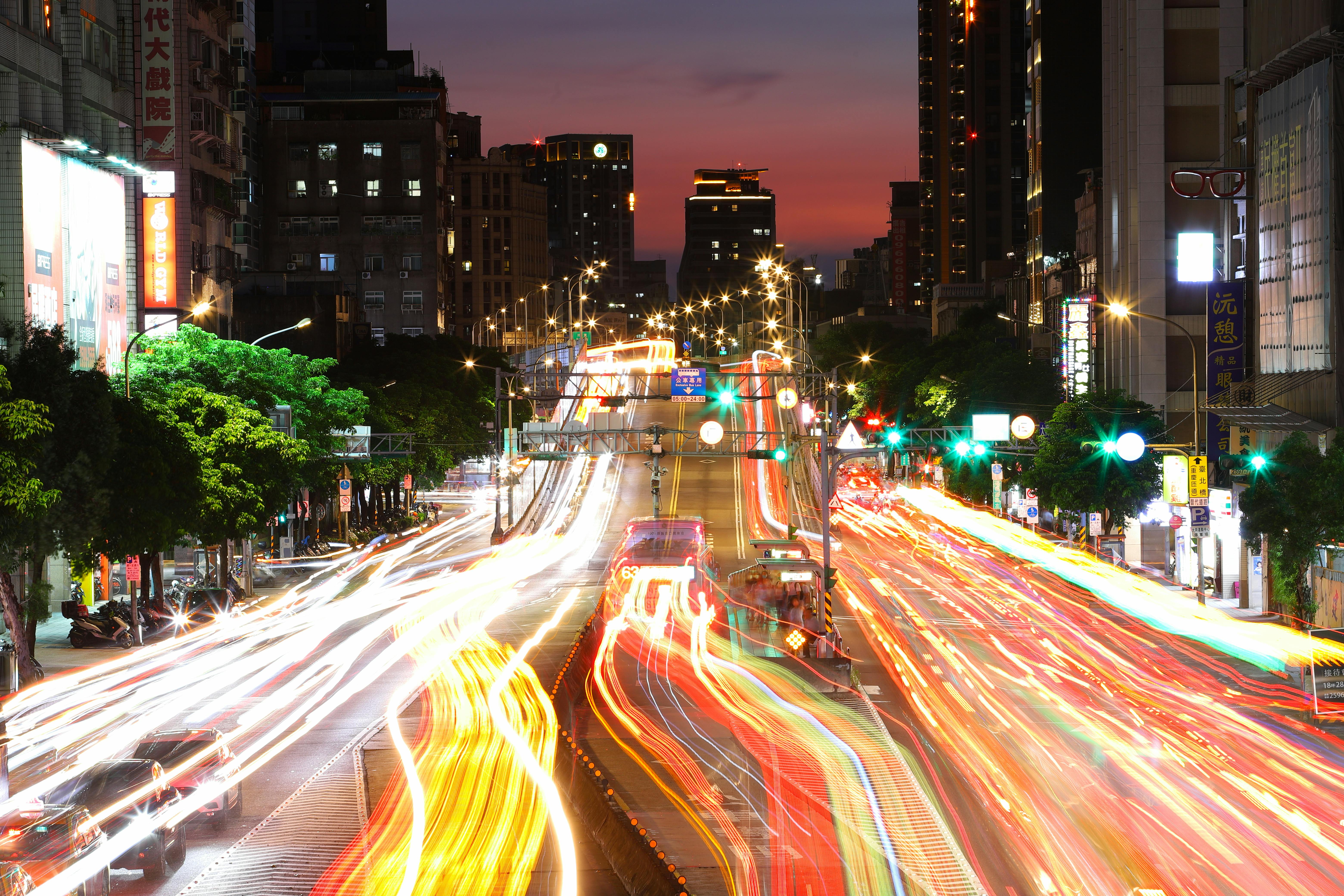 autonomous vehicles car connectivity — Photo by P Hsuan Wang on Pexels
