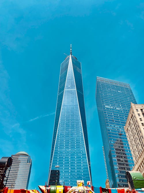 Fotos de stock gratuitas de cielo azul, ciudad, edificios