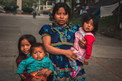 Fotos de stock gratuitas de chaval, chavalas, de pie