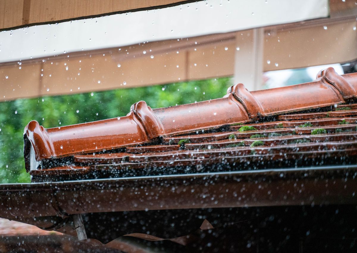 Gutter run pitched and flowing, by Rainline