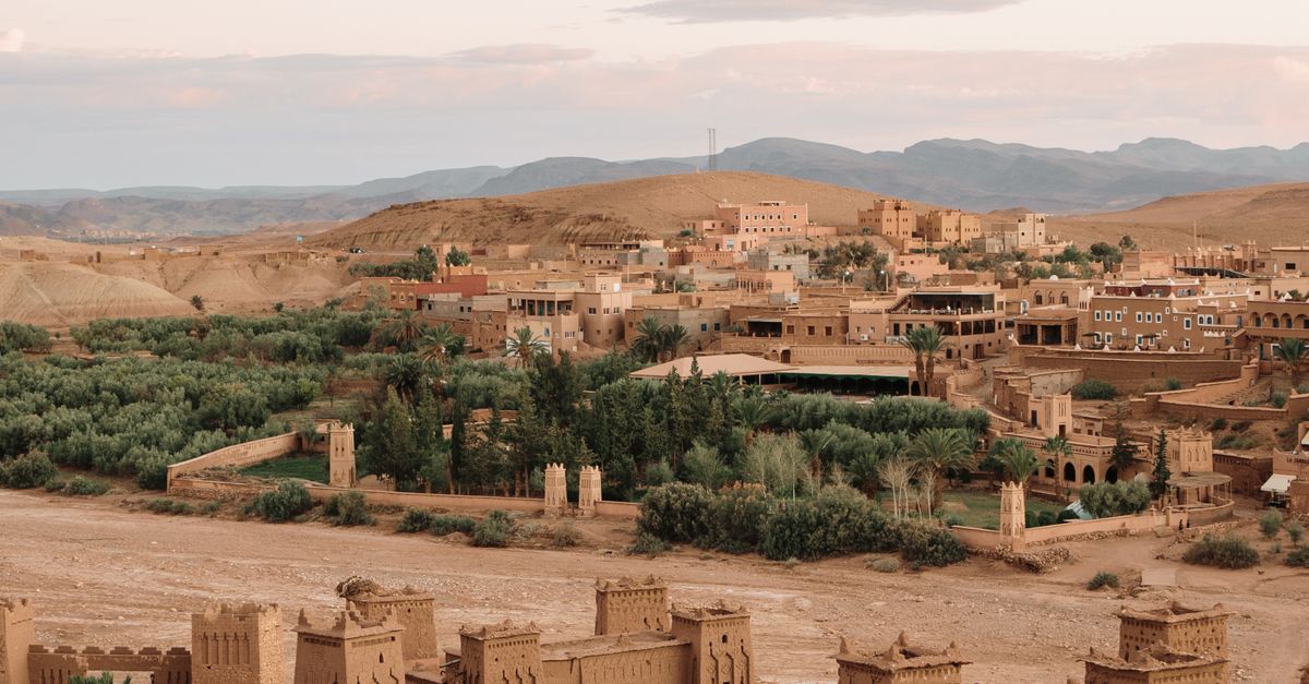 Townscape of Historic Arabian Town in the Desert · Free Stock Photo