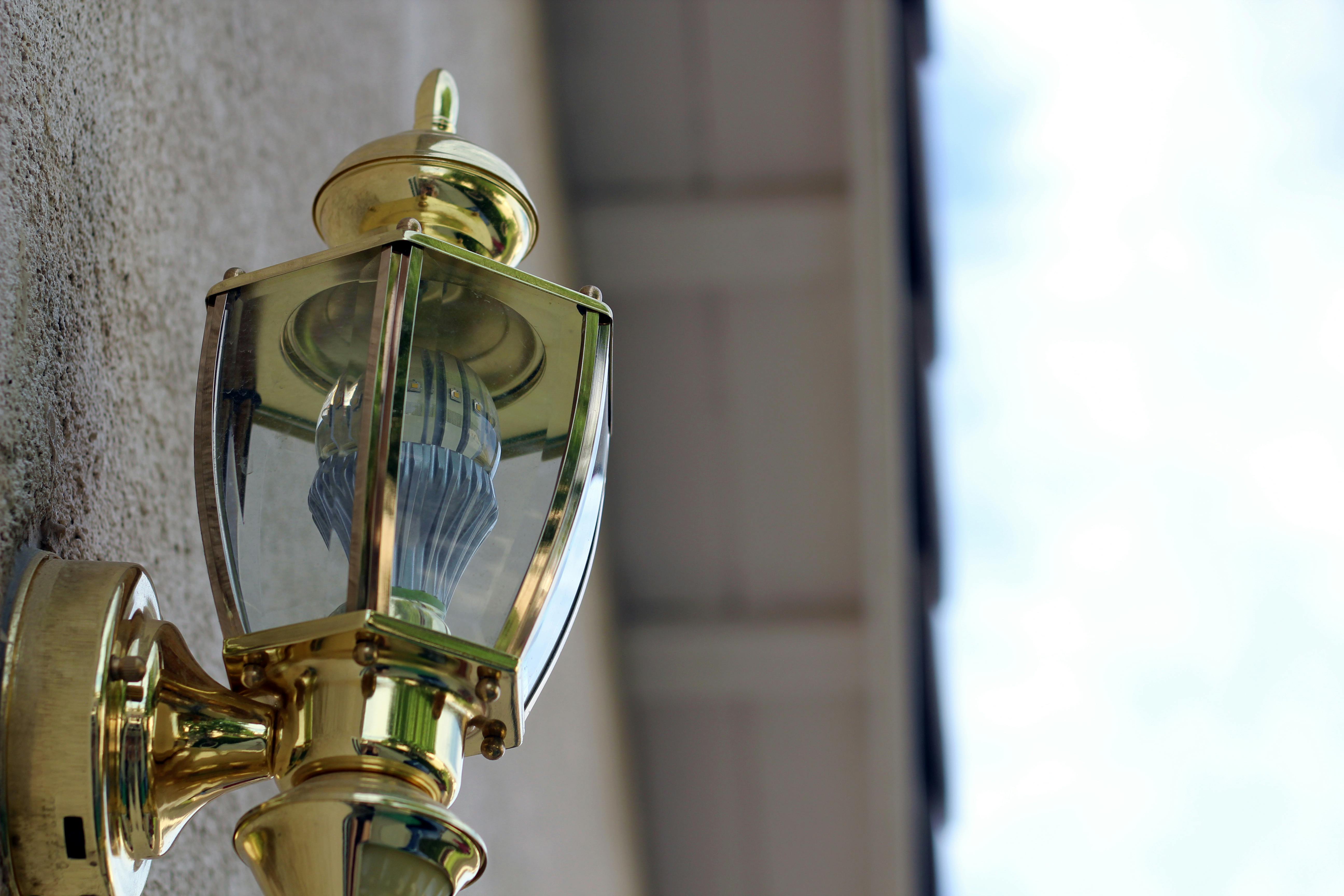 Free stock photo of porch light