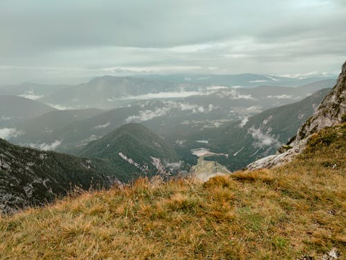 無料 山岳, 広大な, 曇り空の無料の写真素材 写真素材