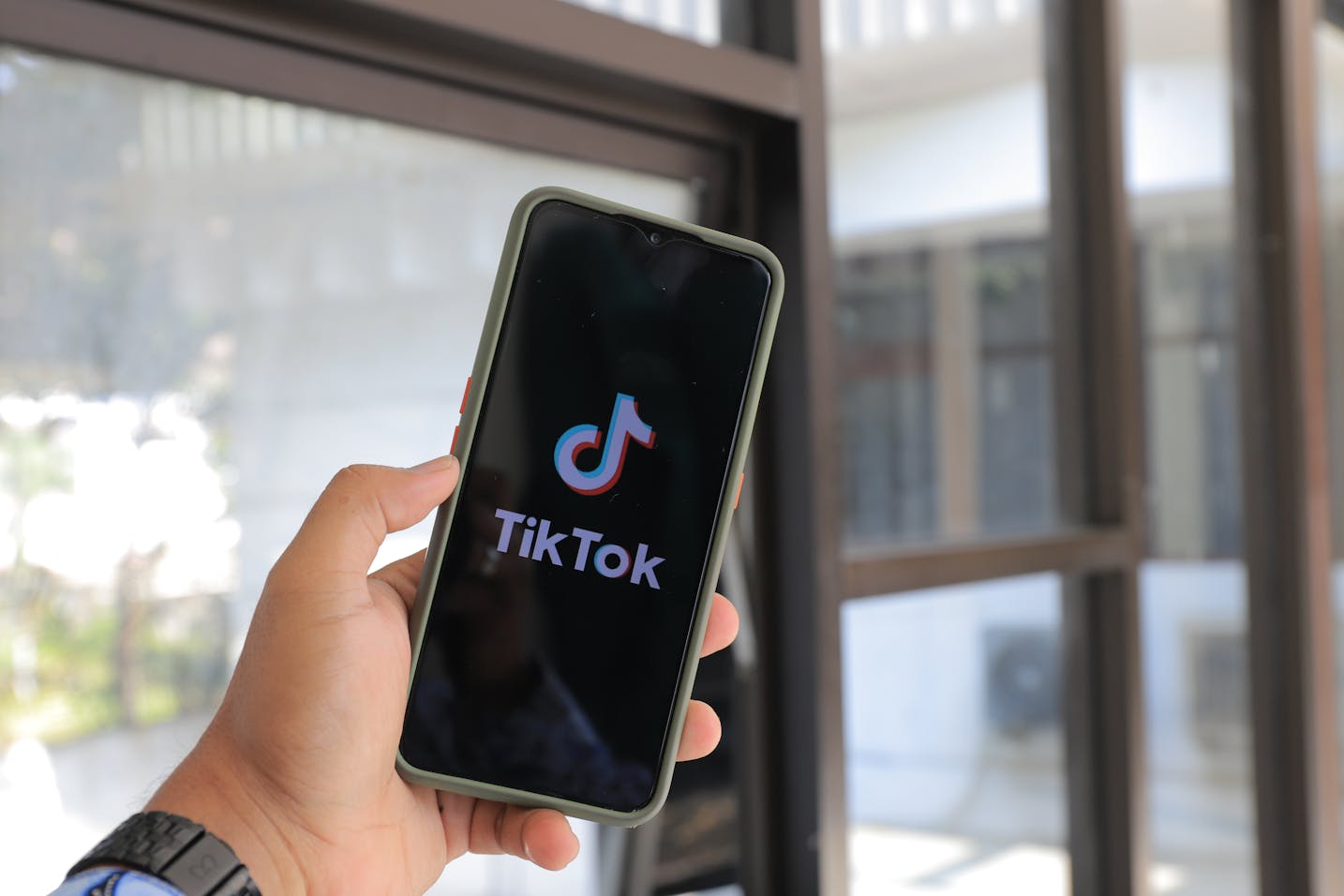 If You Delete Tiktok App What Happens: Complete Guide & Key Details