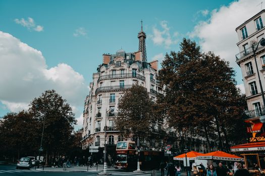Belleville street art and local bistros — Paris