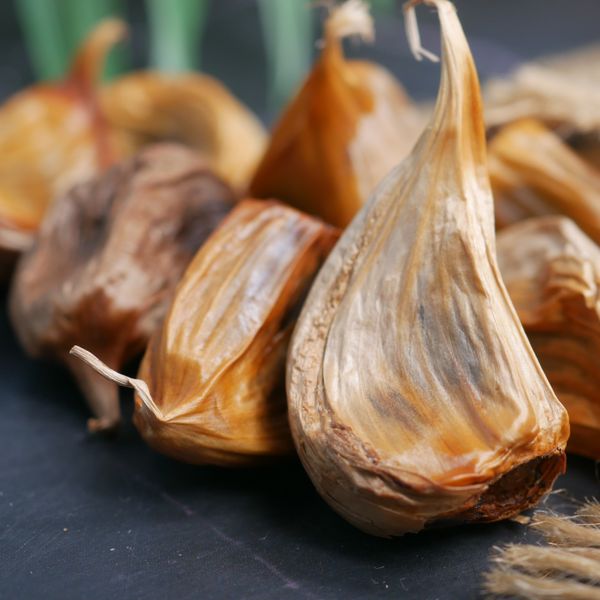 Lacto-Fermented Garlic