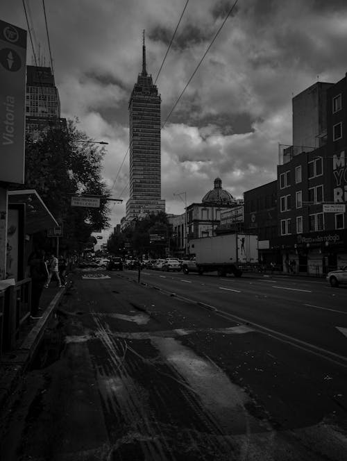 Fotos de stock gratuitas de blanco y negro, calle, calles de la ciudad