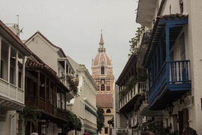 Colonial street and cathedral in Cartagena, Colombia — photo by Maria Paula Medina on Pexels