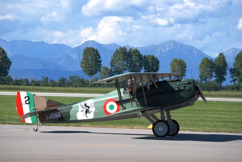 Foto stok gratis angkatan udara italia, aspal, Bandara