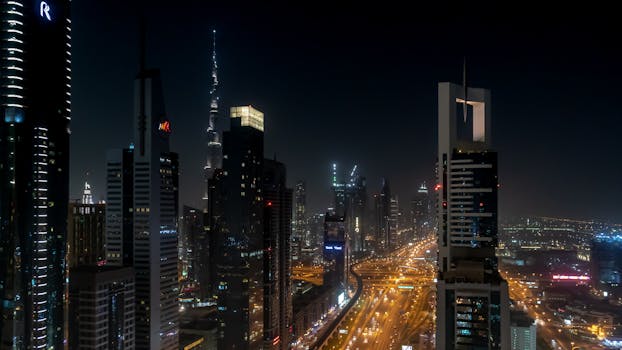 探索迪拜令人惊叹的夜间天际线，其中包含哈利法塔等标志性摩天大楼