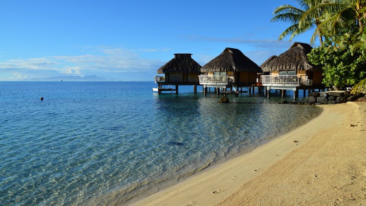 Cabins Over The Sea