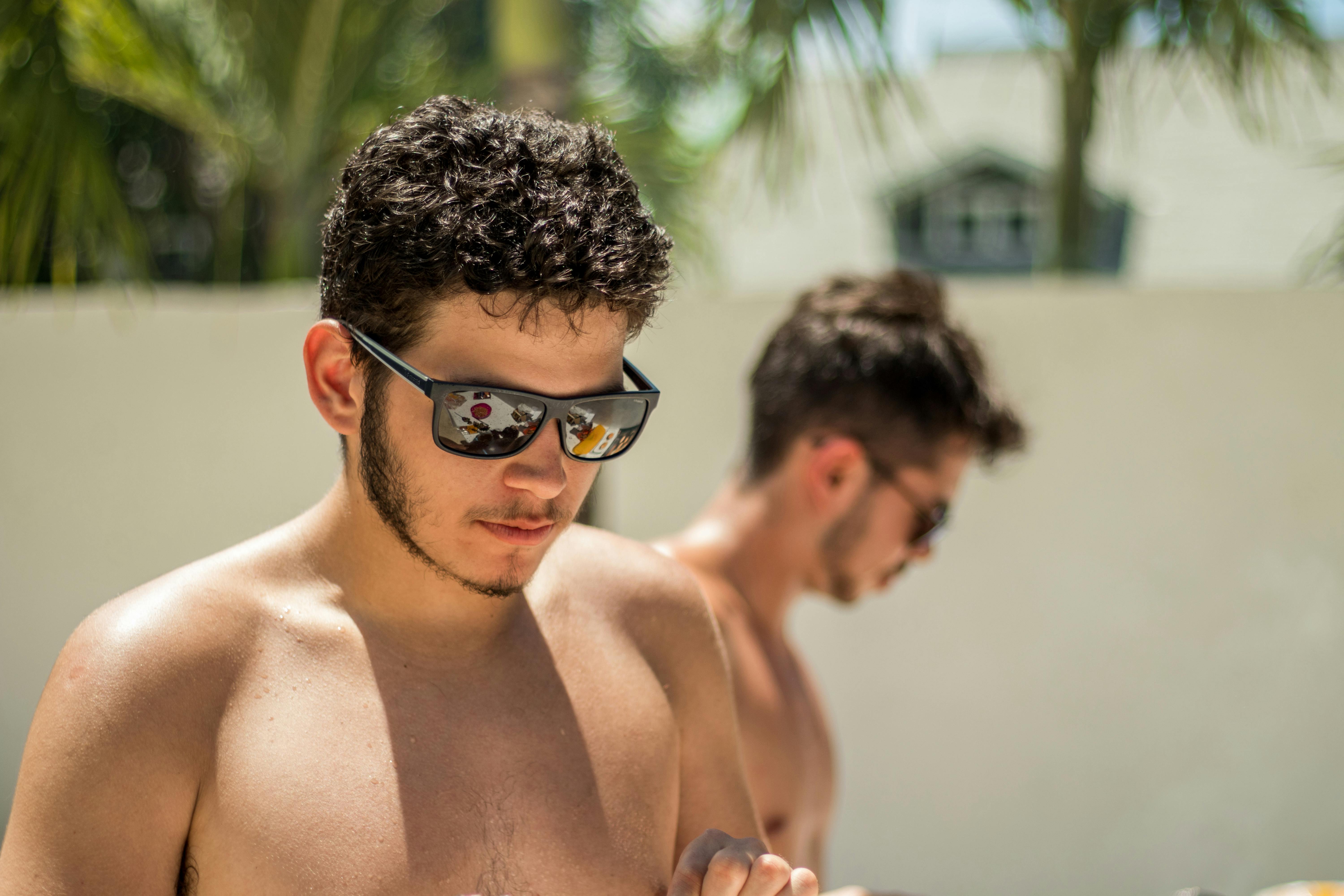 黒のサングラスをかけている男 無料の写真素材 黒のサングラスをかけている男 無料の写真素材