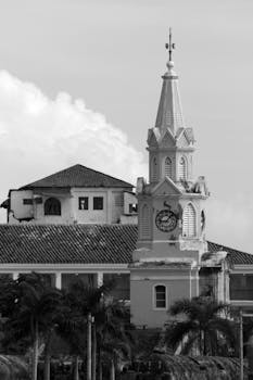Black and white photo capturing the iconic Torre del Reloj in Cartagena, Colombia.