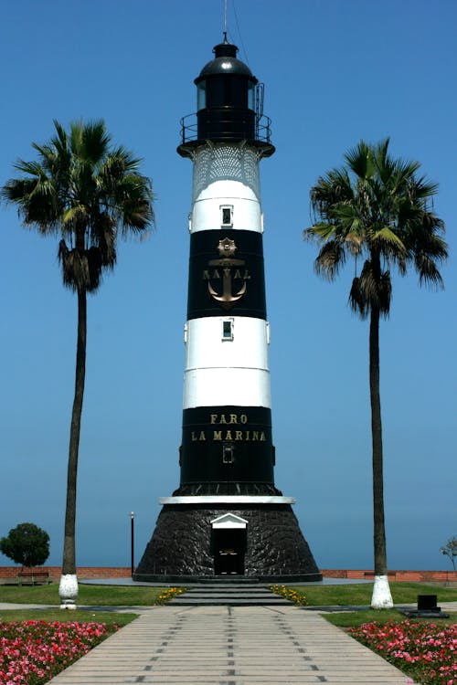 Darmowe zdjęcie z galerii z atrakcja turystyczna, latarnia morska, latarnia morska la marina