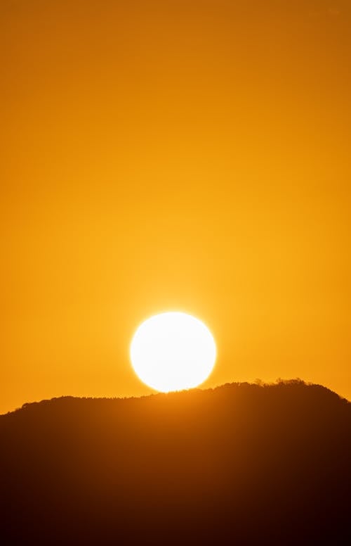 Základová fotografie zdarma na téma hora, oranžová obloha, slunce