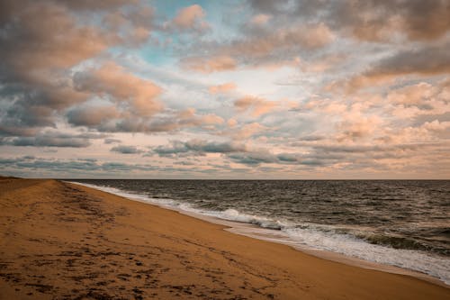 Безкоштовне стокове фото на тему «skyscape, берег моря, мальовничий» стокове фото
