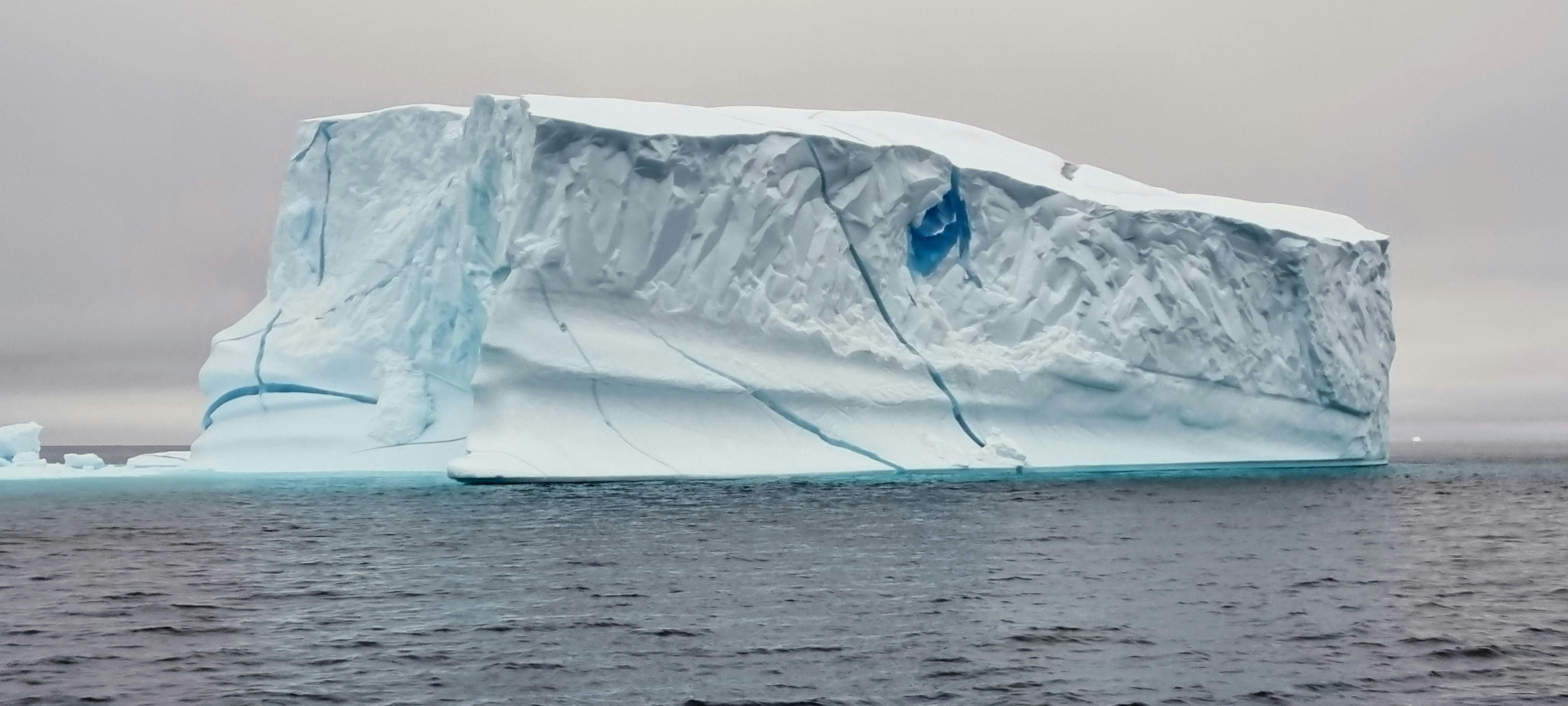 Tourboat Passing Majestic Glacier · Free Stock Photo