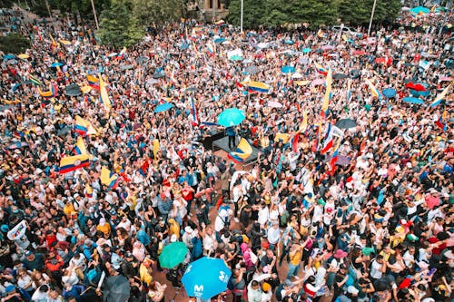 Foto stok gratis bendera, bogota, festival