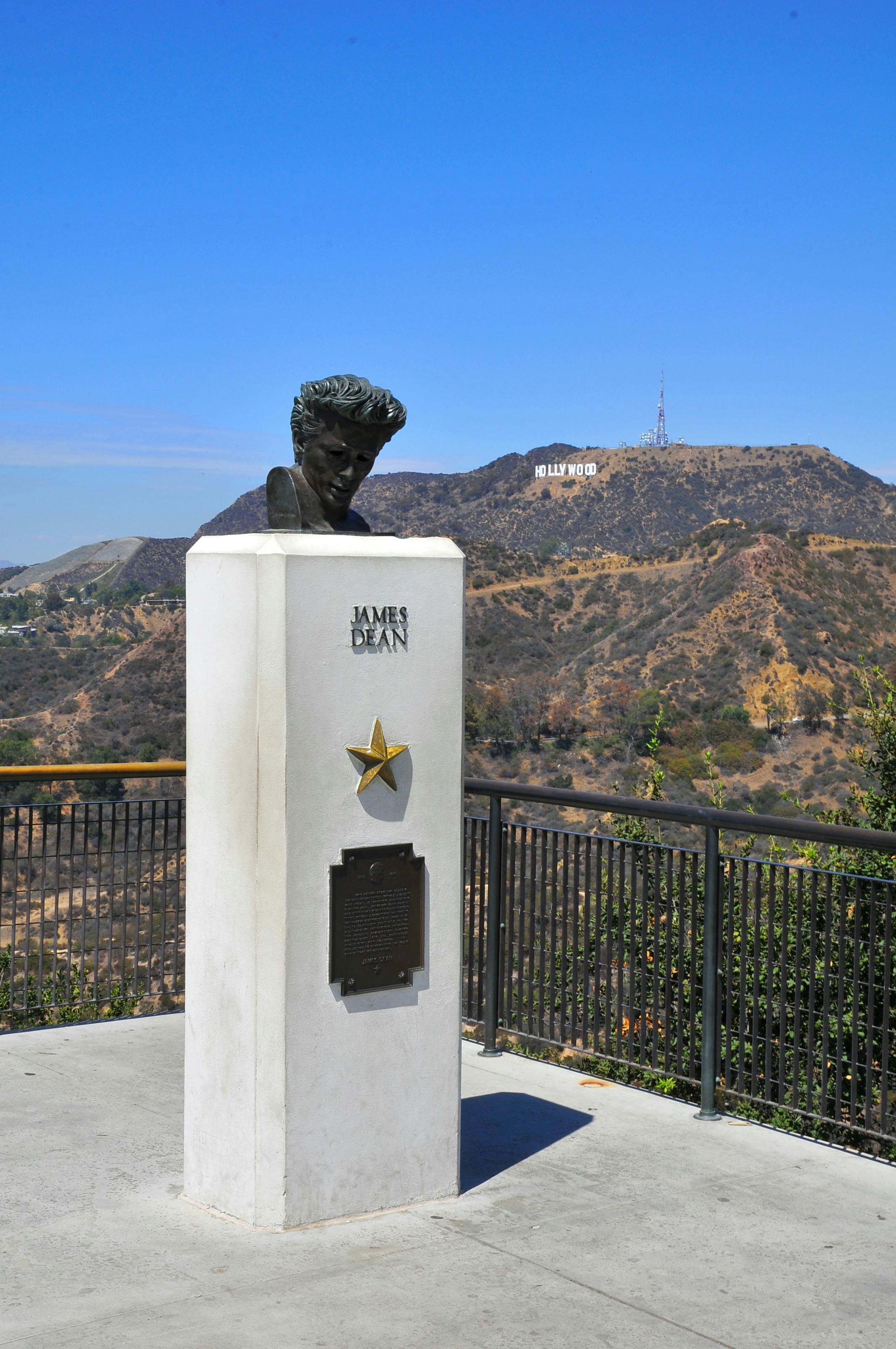 james dean monument in hollywood