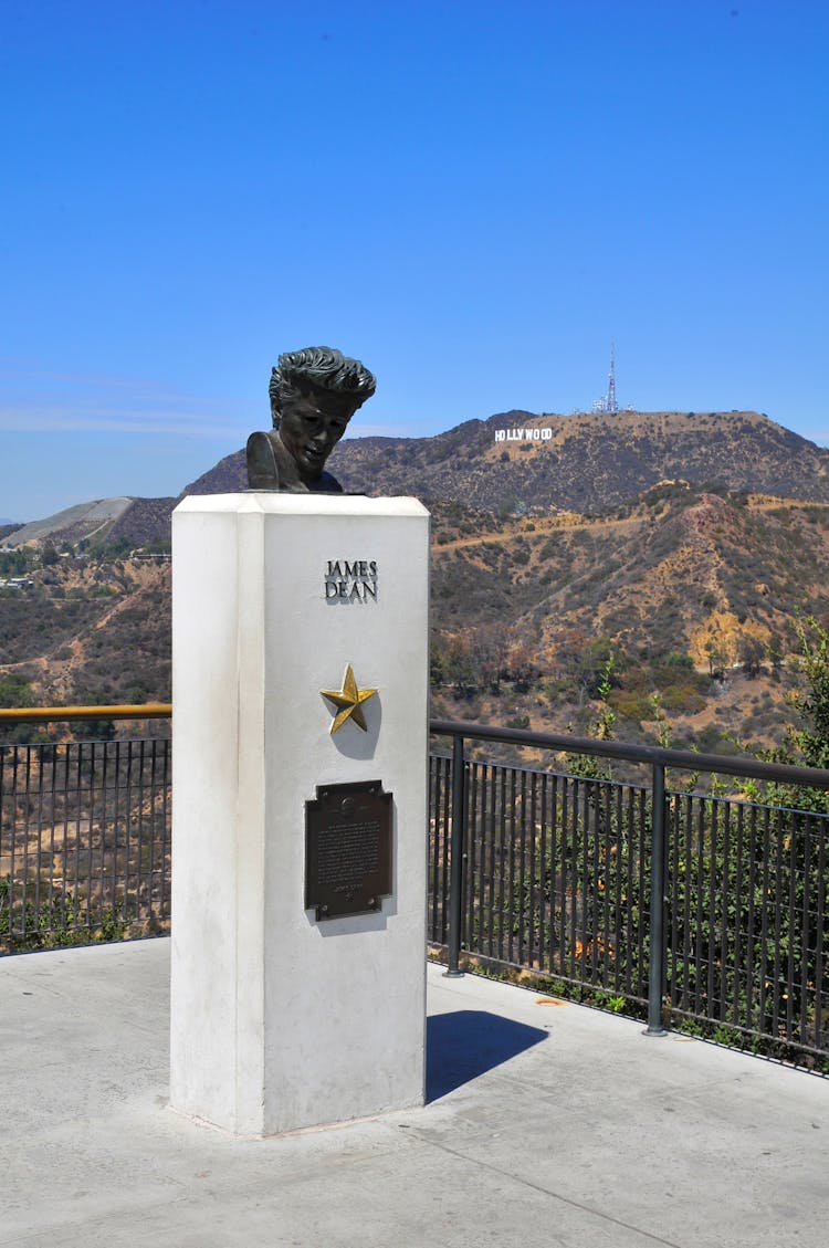 James Dean Monument In Hollywood