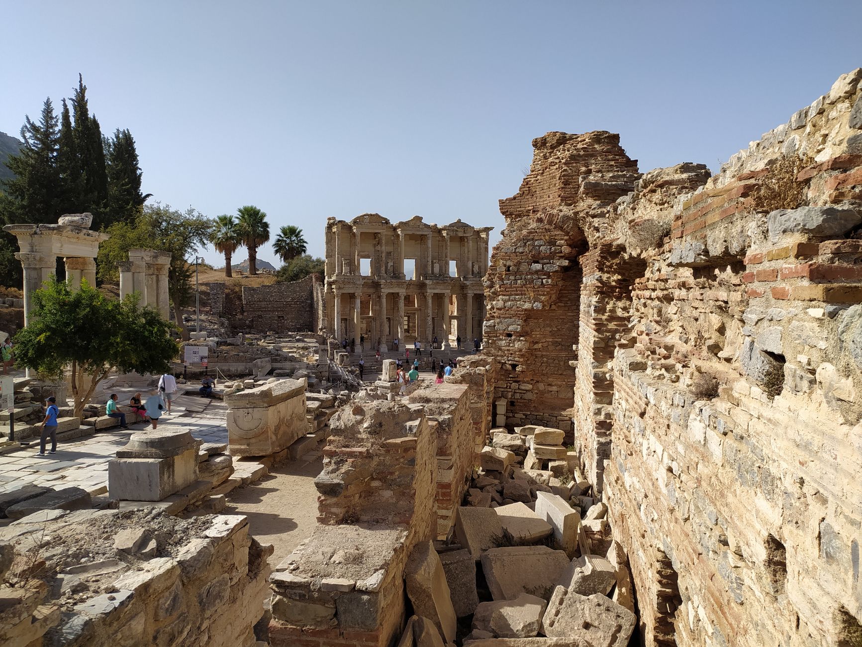 Explore the ancient ruins of the Library of Celsus in Ephesus, Turkey, on a clear day.