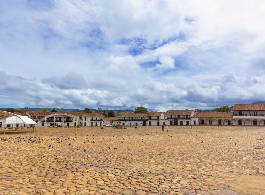 Villa de Leyva Festival Charges Fees, Opens Aid Point