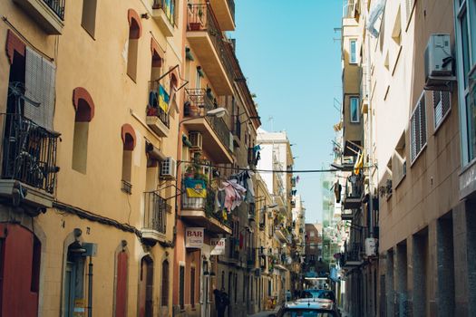 Seamless Car rental Barcelona for short visits