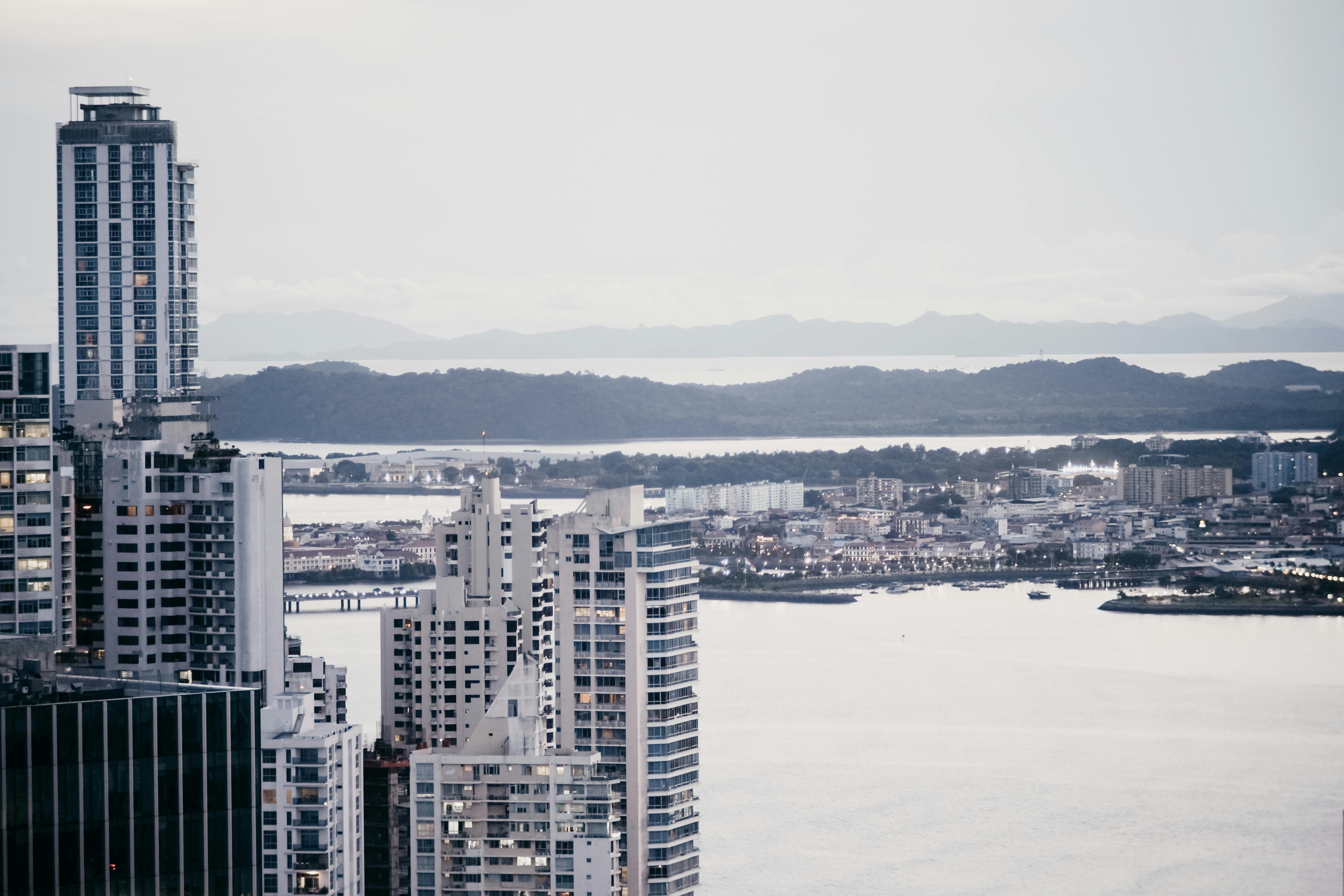 Port Panama City begins search for new executive director — Photo by Luis Quintero on Pexels