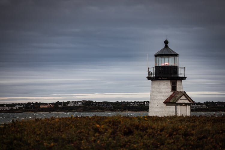 Daybreak. 7:09 Am. 60° F.  October 2, 2022. Brant Point, Nantucket, MA