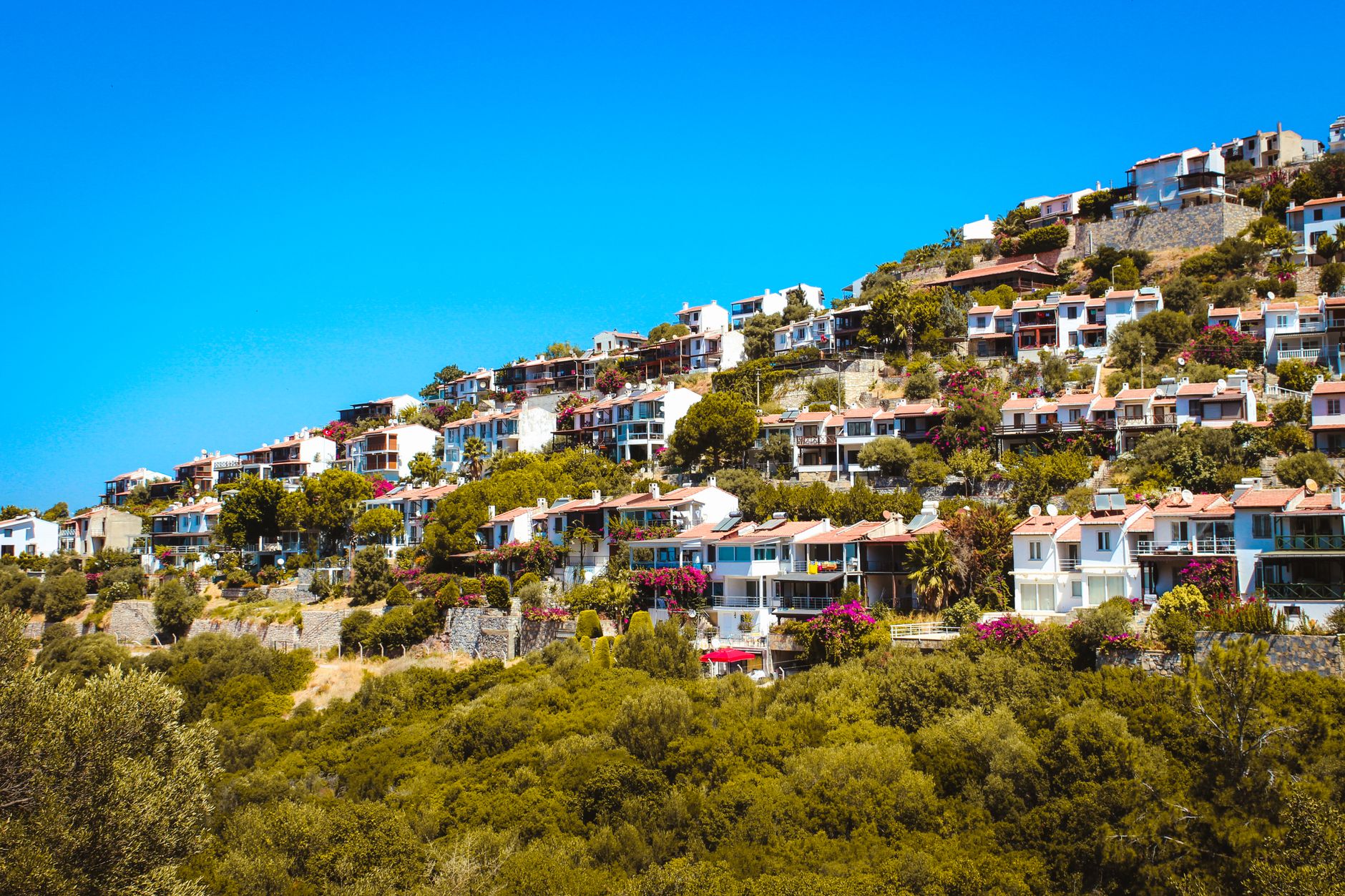 Bostäder i Alanya: Komplett Guide för Köpare och Investerare