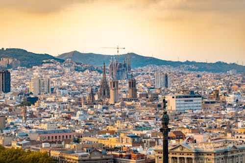 Ingyenes stockfotó aranyóra, barcelona, belváros témában Stockfotó